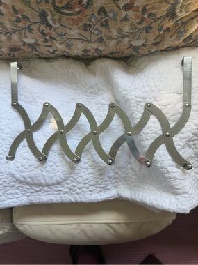 Stainless Steel Expandable Cabinet Hook Rack